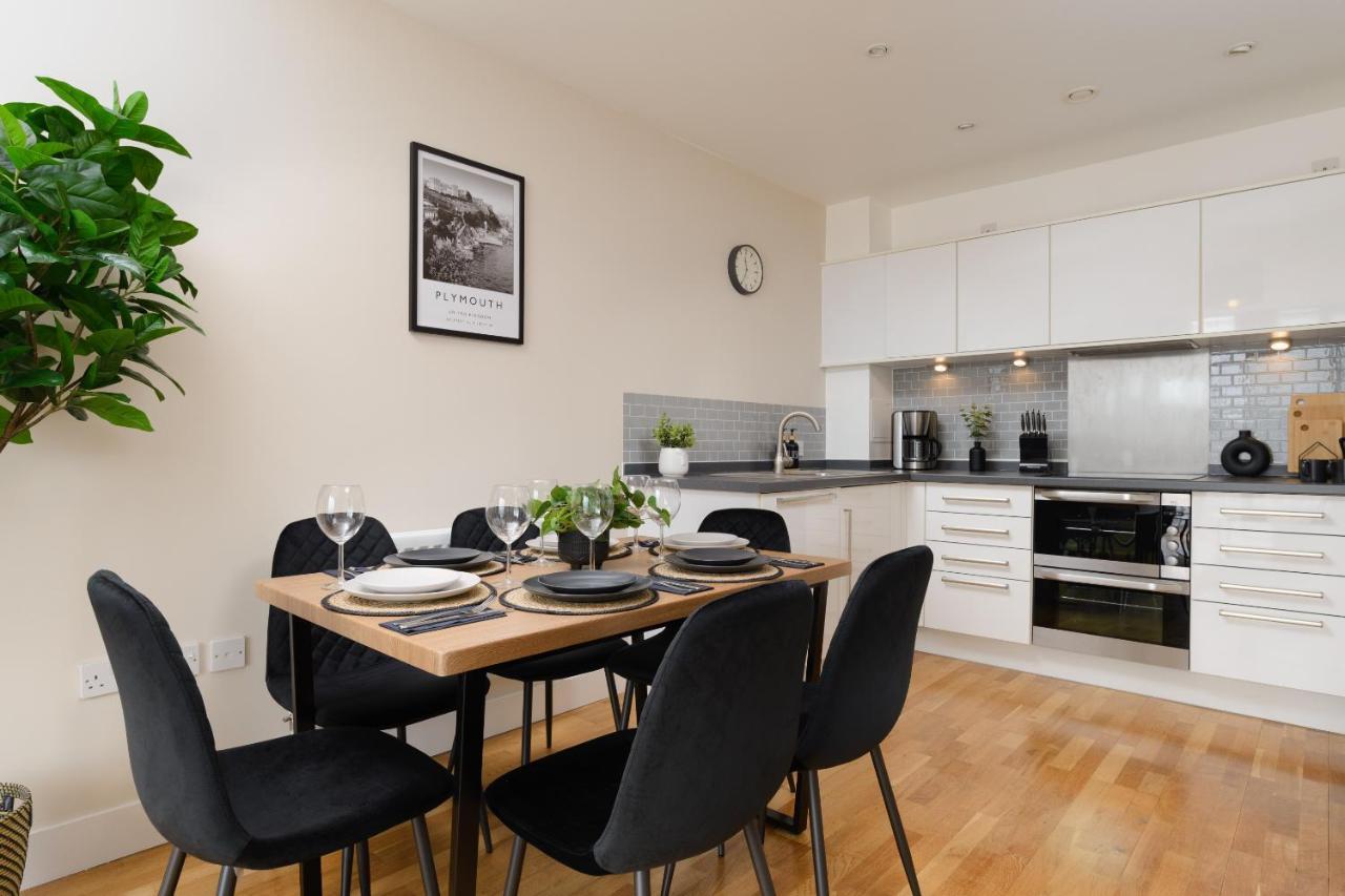 Premium Apartment - Allocated Parking - Great Location Plymouth Exterior foto
