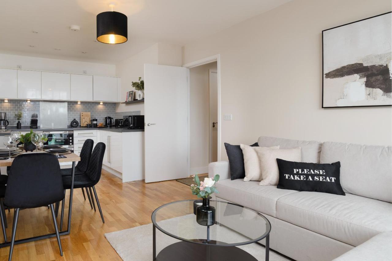 Premium Apartment - Allocated Parking - Great Location Plymouth Exterior foto