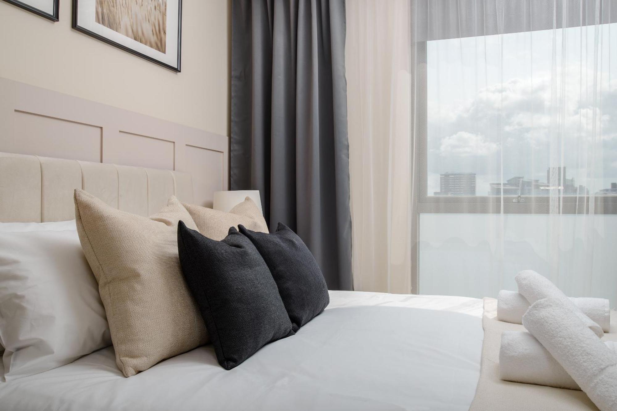 Premium Apartment - Allocated Parking - Great Location Plymouth Habitación foto